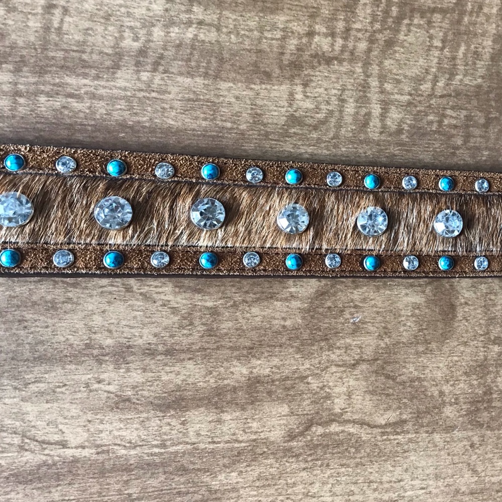 Justin Hair on Belt - Picture 6 of 7